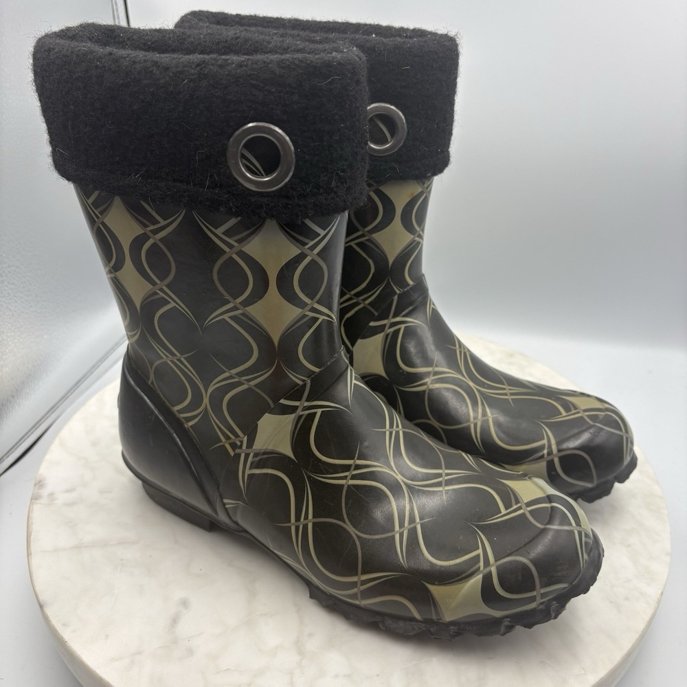 BOGS Becca Black Swirl Print Fleece Lined Mid Calf Boots Womens‎ Size 10 Muck